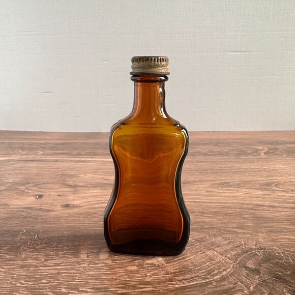 Crown Colony Other - Vintage Crown Colony Guitar-Shaped Amber Glass Bottle With Brass Lid 4 1/2" Tall
